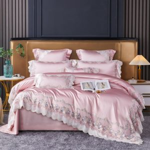 Silk cotton lace four-piece quilt set  bed cover